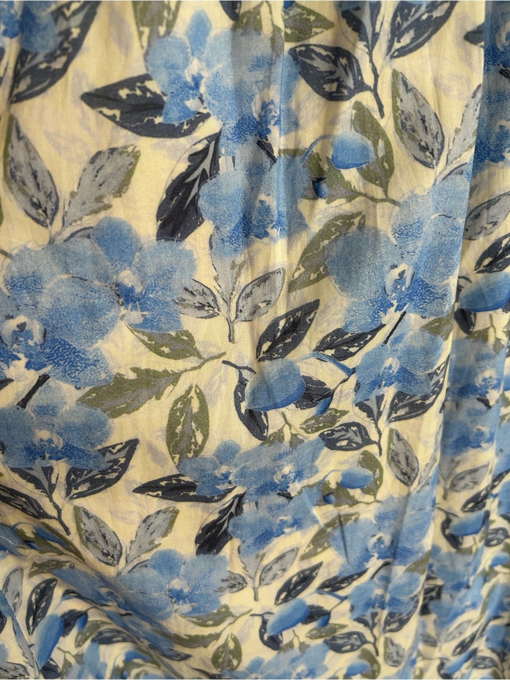 Astr blue cream floral smocked bust dress - Picture 7 of 9
